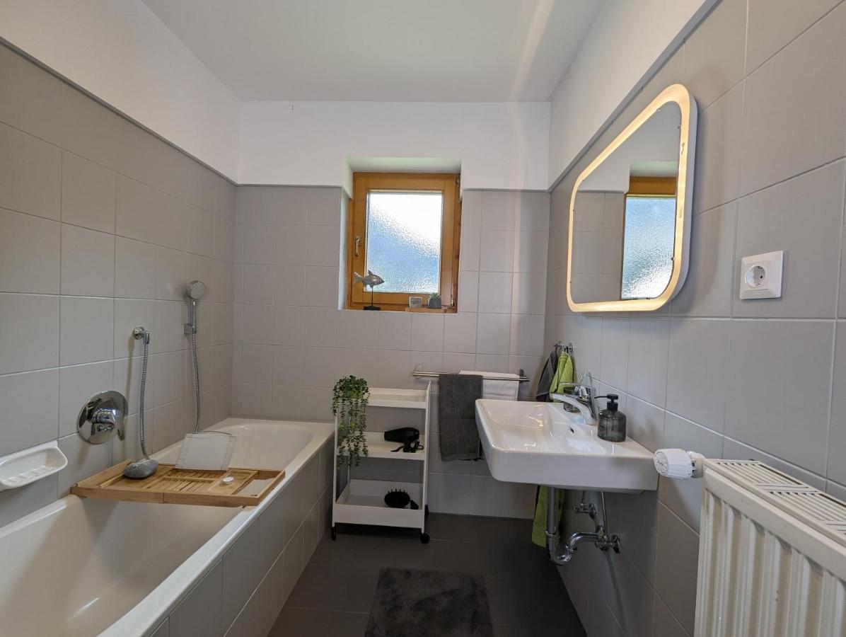 Angerpartments-Sonnige Grosse Wohnung Mit Balkon Und Kostenlosen Parkplatz Döbriach Kültér fotó