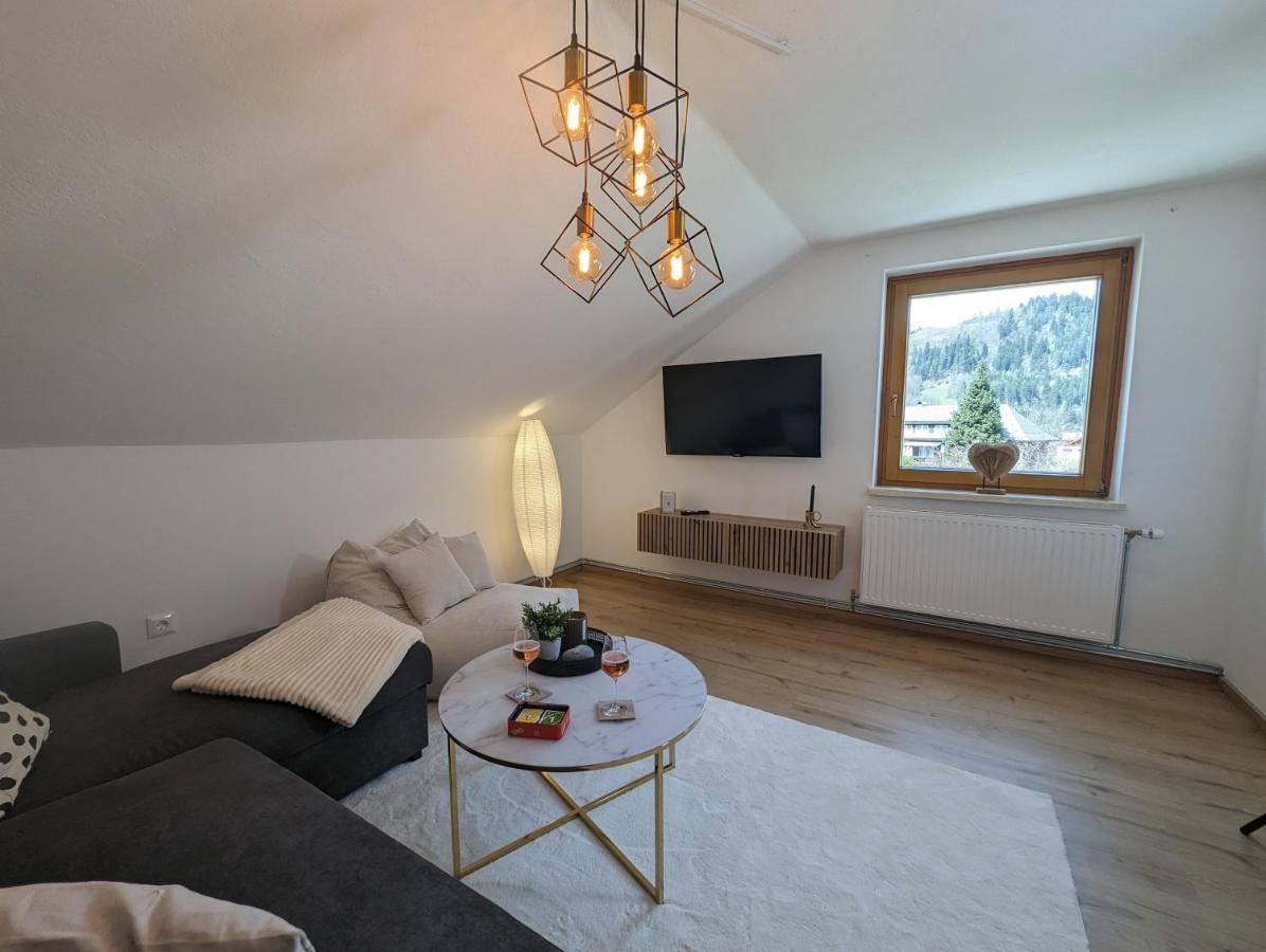 Angerpartments-Sonnige Grosse Wohnung Mit Balkon Und Kostenlosen Parkplatz Döbriach Kültér fotó